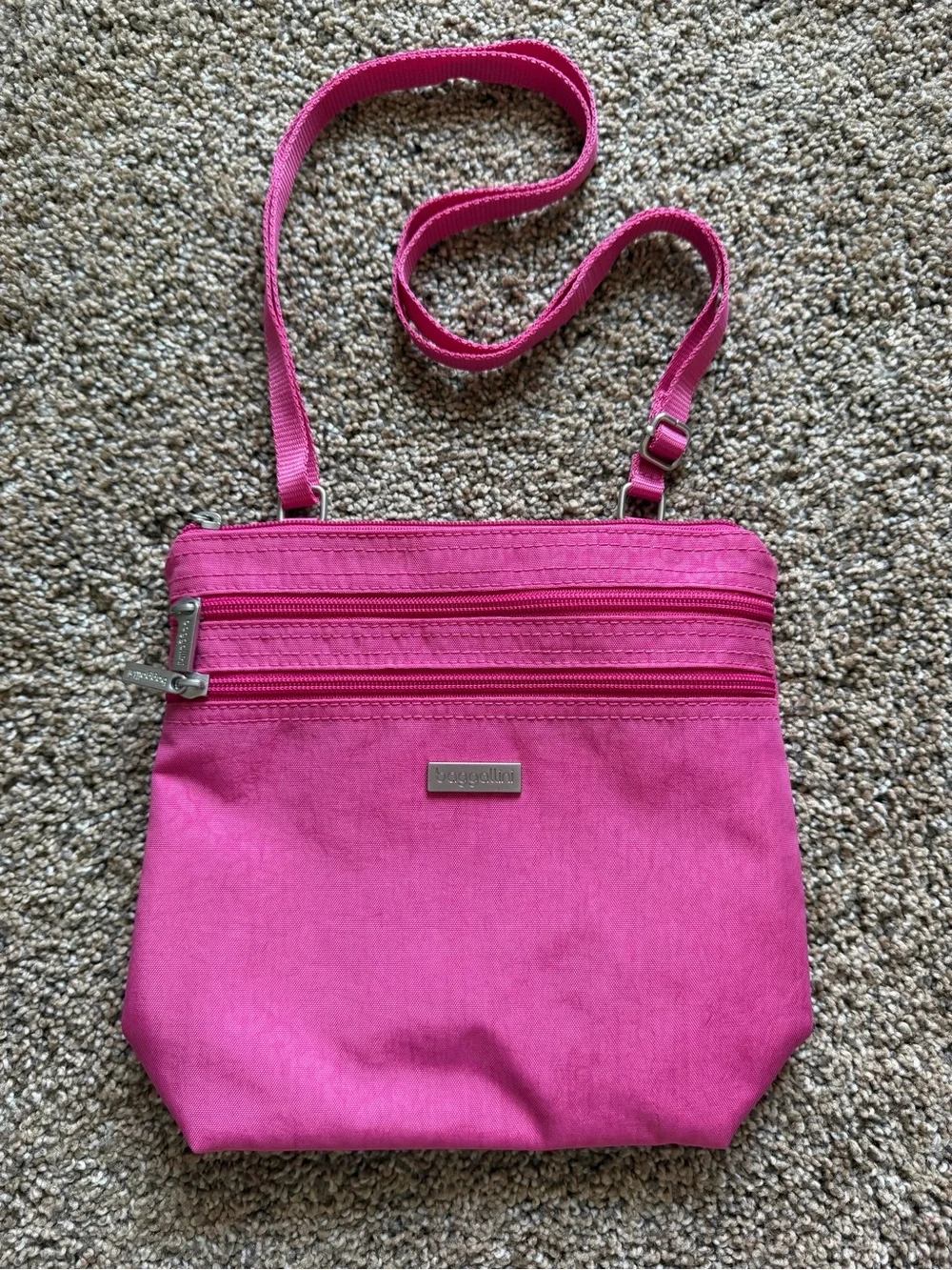 BAGGALLINI Bright Pink Nylon Zippered Crossbody Shoulder Bag